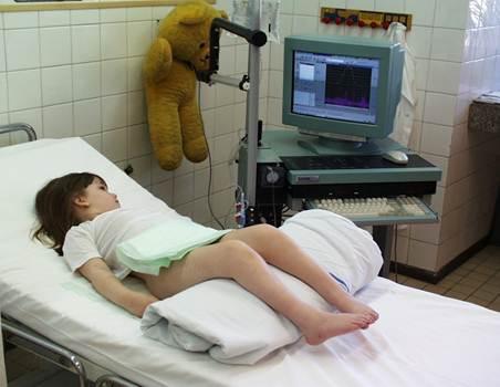 Dívka na vyšetření Dívka na vyšetření