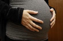 těhotenské bříško