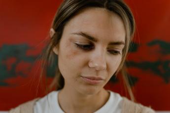Zbitá žena Zbitá žena