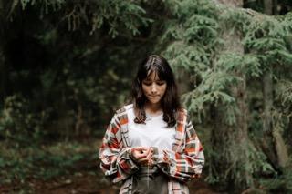 Dospívající posmutnělá dívka